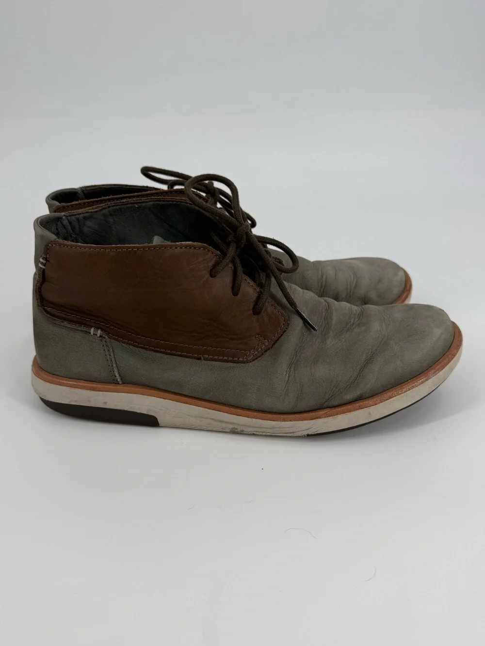 Olukai Men's Kalia Puki Leather Chukka Boot | Sage / Brown | 10